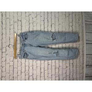 Levi's Boyfriend Fit Light Blue Distressed Jeans Size‎ 27x25